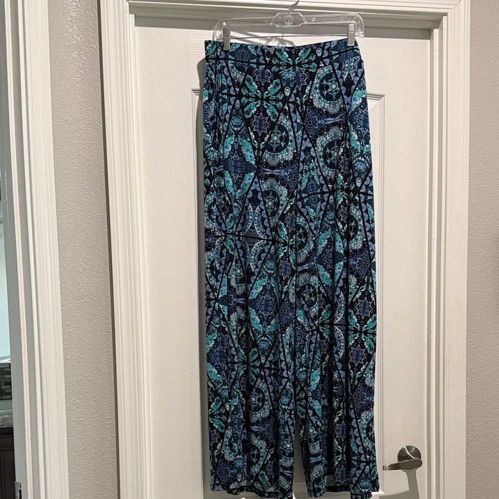 Cato Teal and Black Geometric Wide legged pants.  Polyester Mix